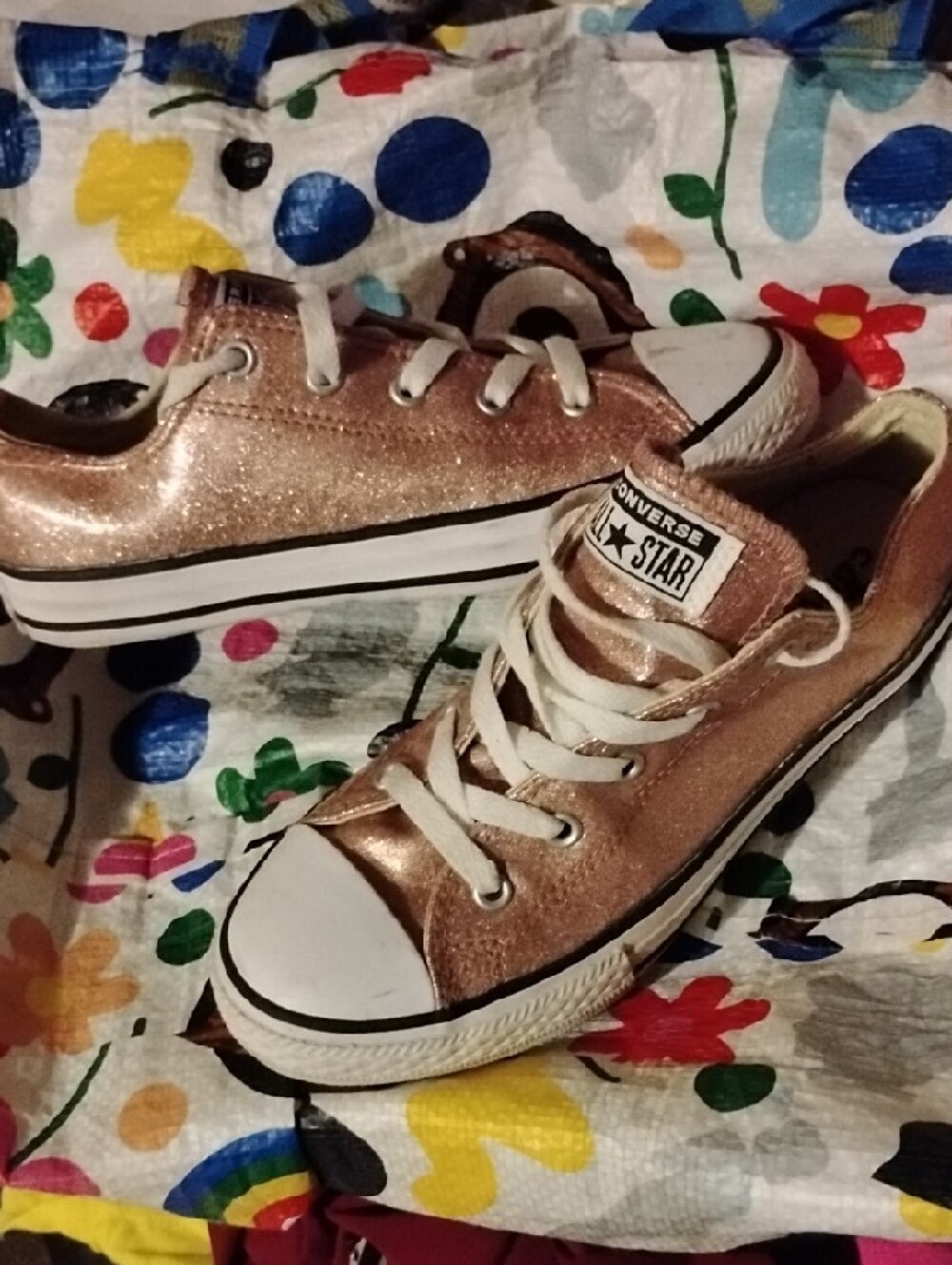 Children's Gold Glitter All Star Converse Shoe - Size US 3